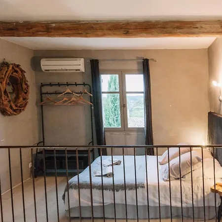 De Cink * Saint-Saturnin-d'Apt